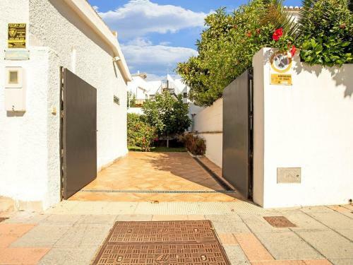 Comfortable Holiday Home Close To The Beach In La Cala De Mijas