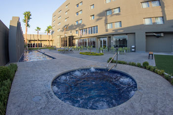 Holiday Inn Express Hotel & Suites Hermosillo
