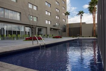 Holiday Inn Express Hotel & Suites Hermosillo
