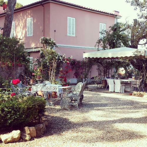 Bed & Breakfast Villa Cassuto Maison De Charme
