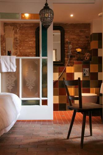 Hotel H�tel Restaurant Chut