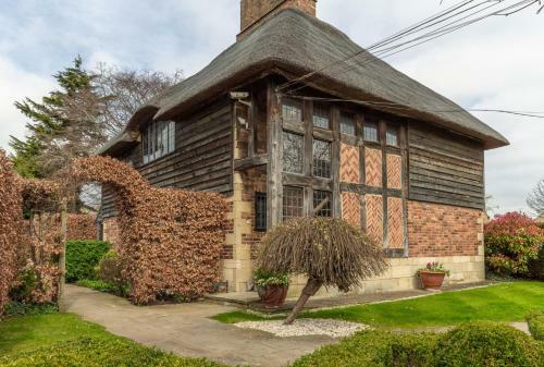 Lygon Arms - The Hotel Collection