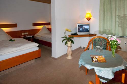 Hostal Pension Cafe Suzette