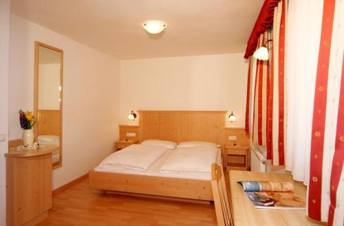 Apartments Serghela