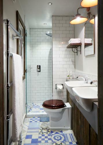 Artist Residence Hotel