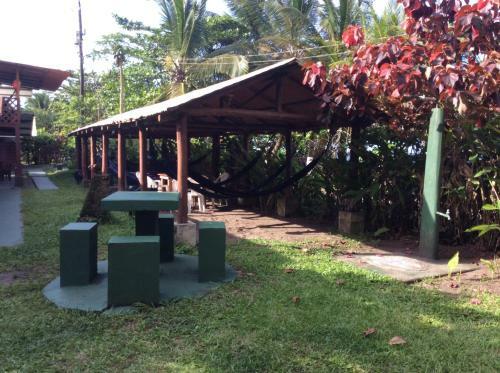 Hotel Cabinas Balcon Del Mar Tortuguero