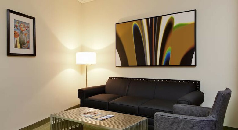 Broadway Plaza Hotel