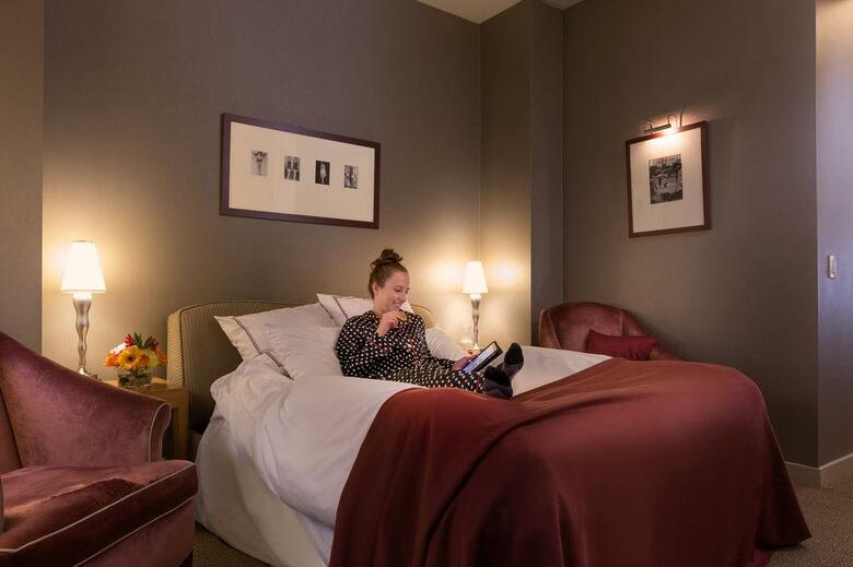 Hotel Giraffe