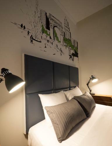 Hotel Azure