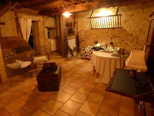 Bed & Breakfast Manoir De La Haute Pilais