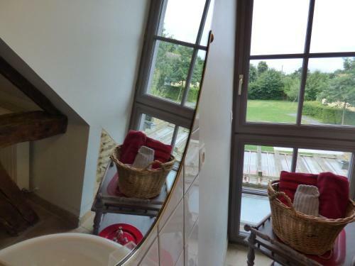 Bed & Breakfast Manoir De La Haute Pilais