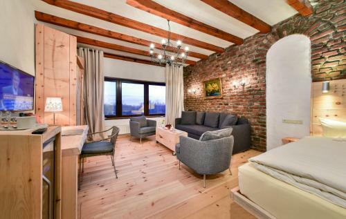 Hotel Gut H�hne