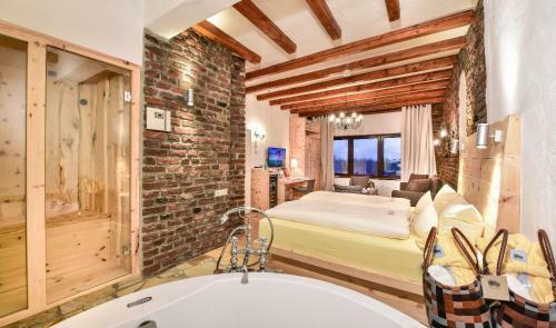 Hotel Gut H�hne