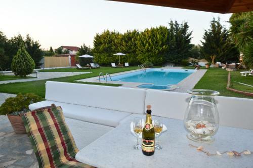 Dimeon Villa