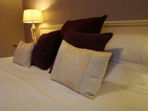 Hostal Pine Lodge