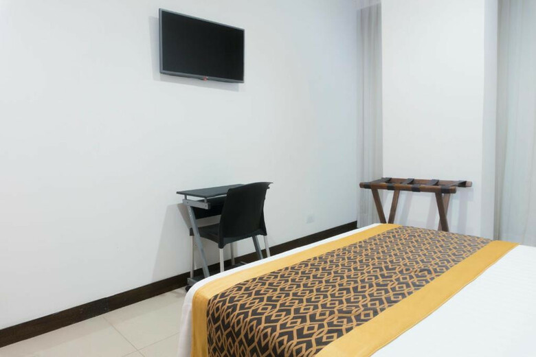 Hotel Cinco Monteria