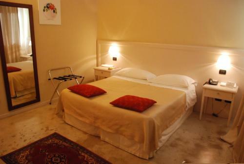 Hotel Albergo Della Ceramica