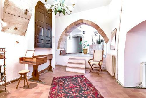 Homerez � Holiday Home Rue Bassac