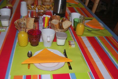 Hostal Chambre D'h�tes La Prade
