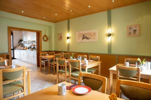 Hostal Mittelrhein Pension