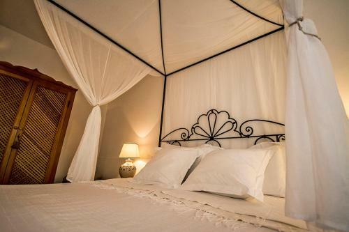 Cala D'aspide Resort
