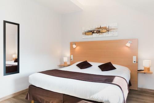 Hotel Carr� Py' H�tel