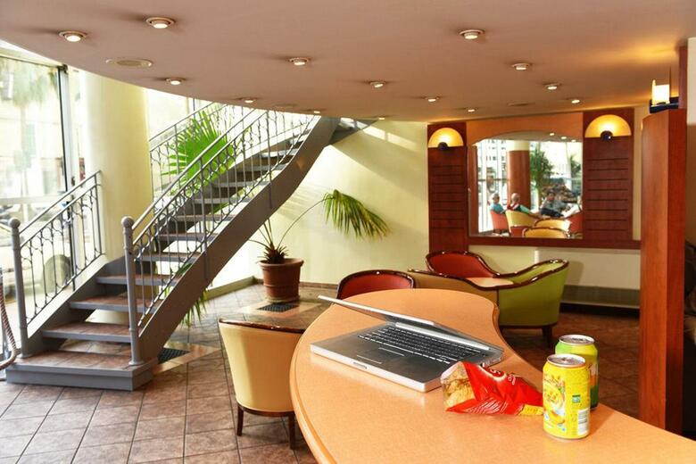 Hotel Ibis Budget Nice Californie Lenval