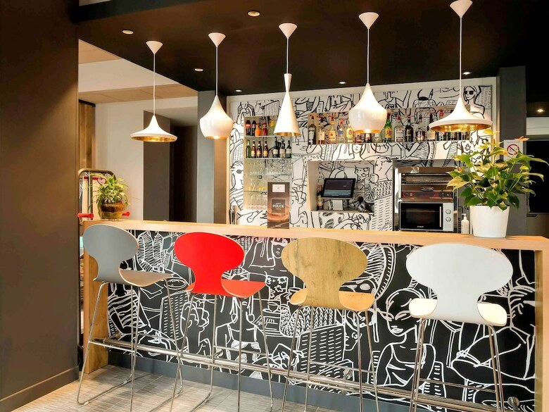 Hotel Ibis Saint Quentin Basilique