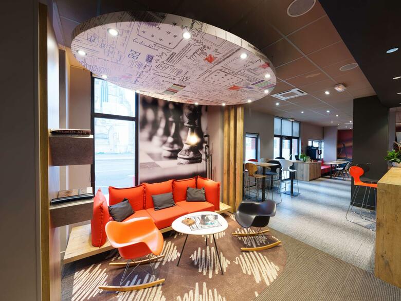 Hotel Ibis Saint Quentin Basilique