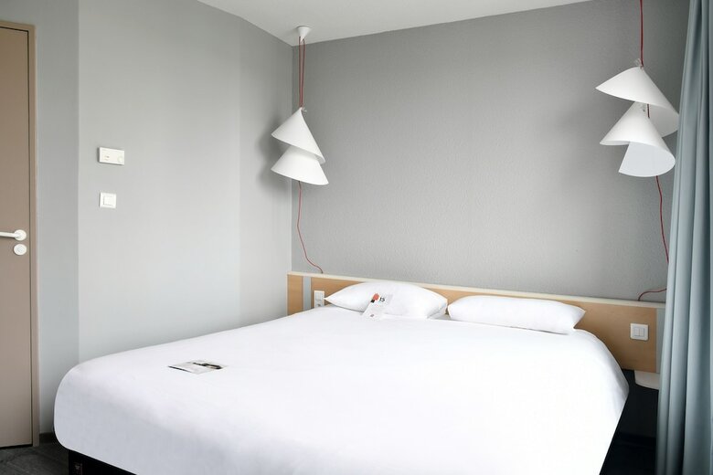 Hotel Ibis Saint Quentin Basilique