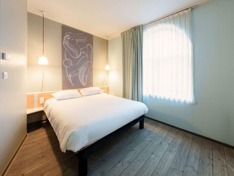 Hotel Ibis Saint Quentin Basilique