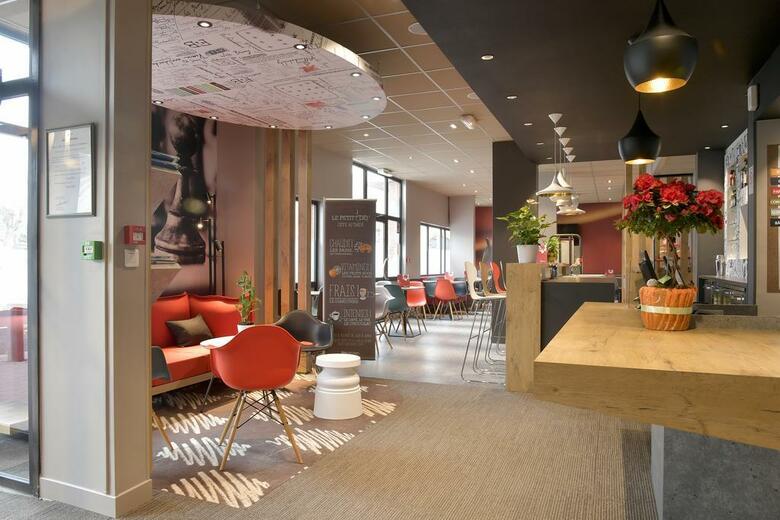 Hotel Ibis Saint Quentin Basilique
