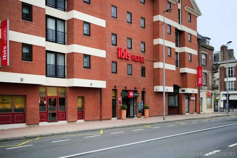 Hotel Ibis Saint Quentin Basilique