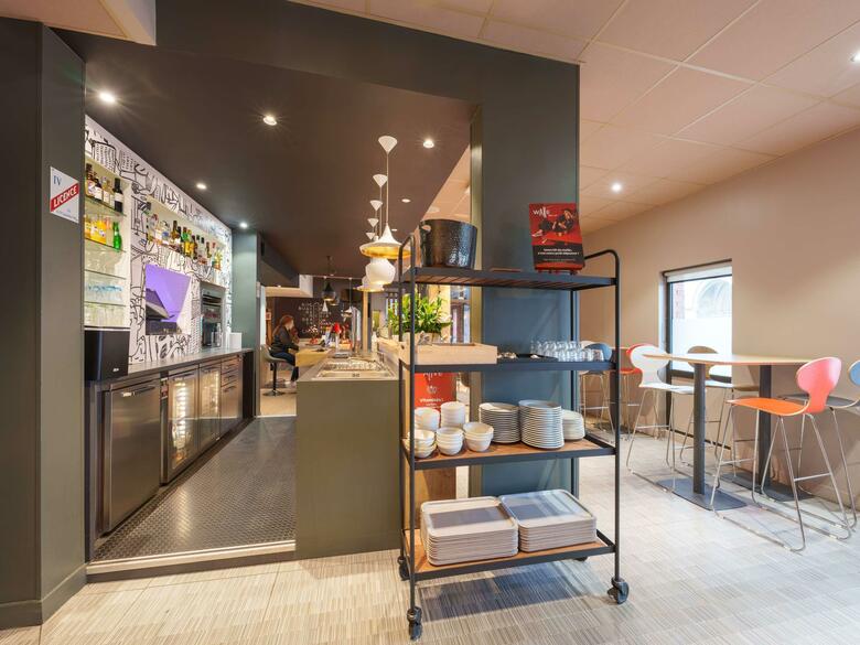 Hotel Ibis Saint Quentin Basilique