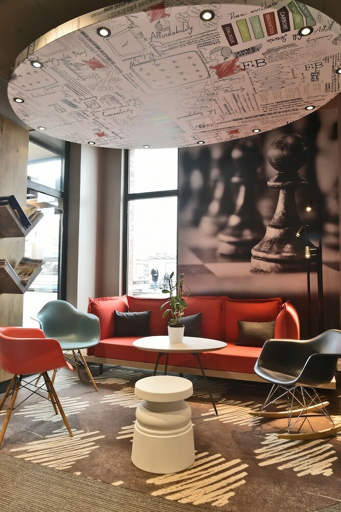 Hotel Ibis Saint Quentin Basilique