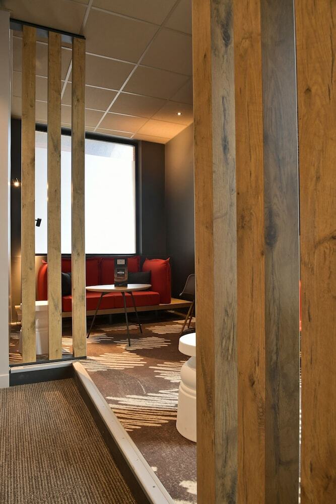 Hotel Ibis Saint Quentin Basilique
