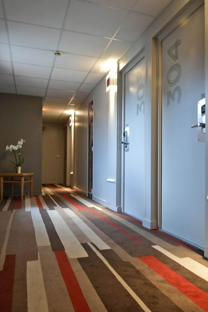 Hotel Ibis Saint Quentin Basilique