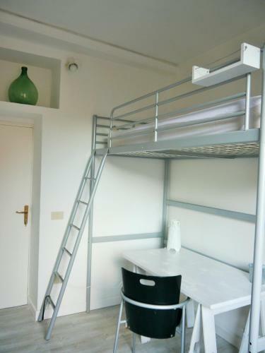 Break And Bed