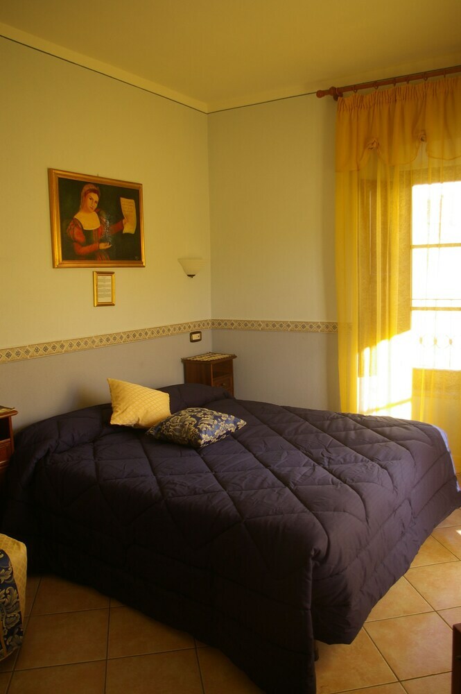 Hostal Locanda Il Tufo Rosa