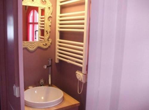 Bed & Breakfast Chambres D'h�tes Et Roulottes Le Clos Du Quesnay