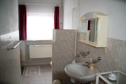 Hostal Guest House M�ckenheim