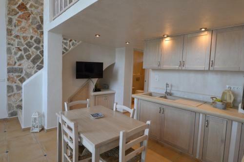 Kathara Bay Apartments