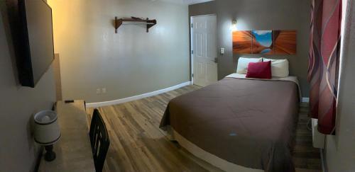 Lulu's Sleep Ezze Motel