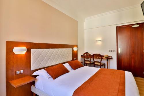 Hotel De La Darse