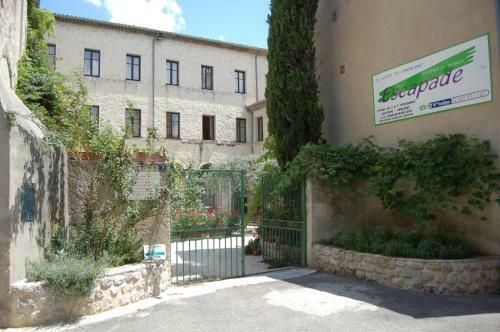 Le Clo�tre Des Dominicains