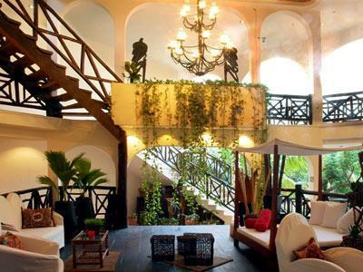 Hotel Riviera Del Sol