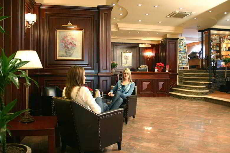Mondial Hotel
