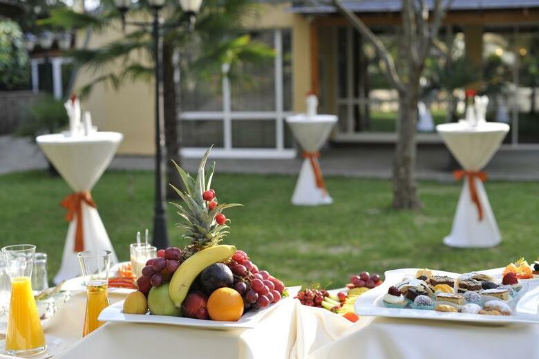 Rogner Hotel Tirana