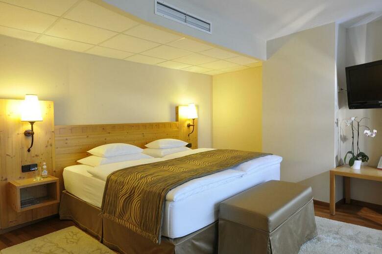 Rogner Hotel Tirana