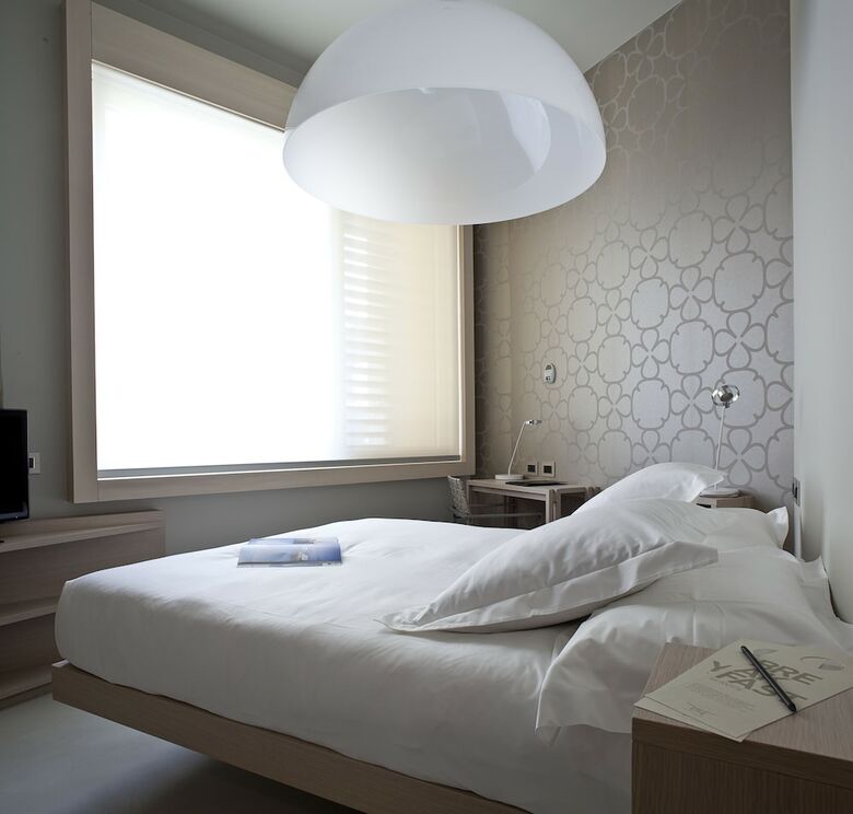 Nu Hotel